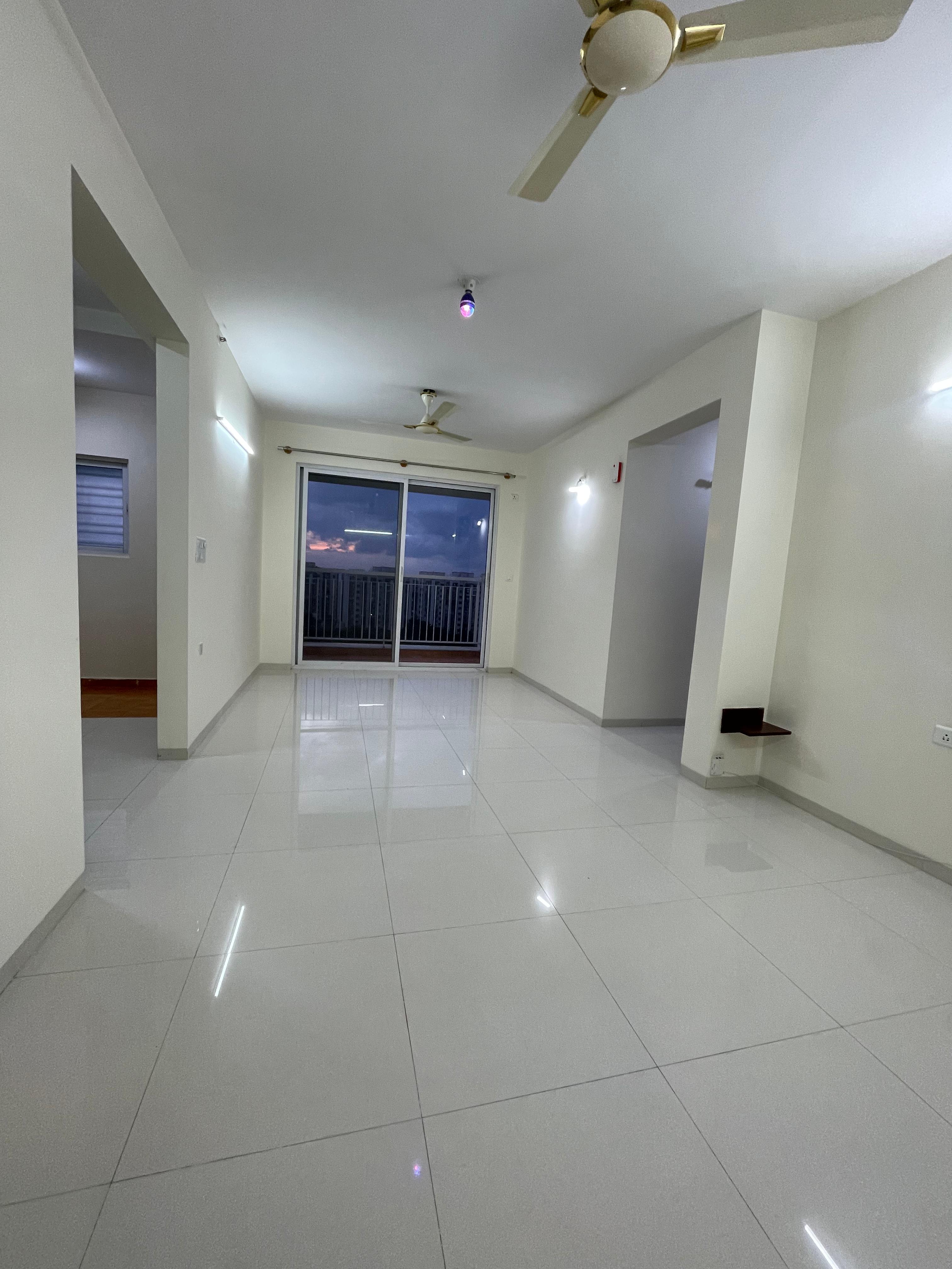 2 BHK 1235 Sq.Ft. Apartment in Bren Champions Square