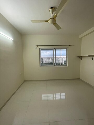 Room in 2 BHK Apartment at Bren Champions Square, Sarjapur Road – for Rent