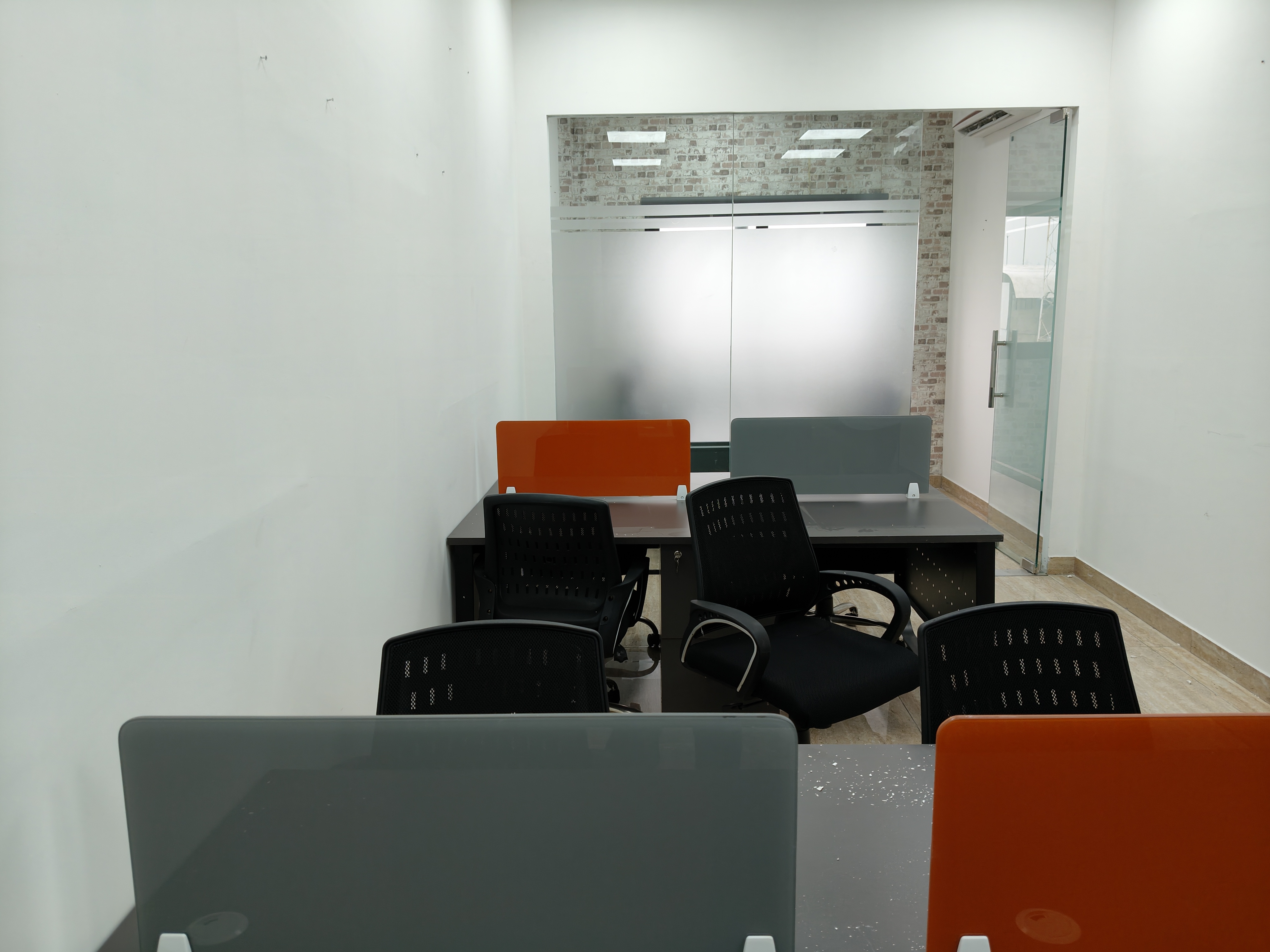 Office Space For Rent in Sector 63