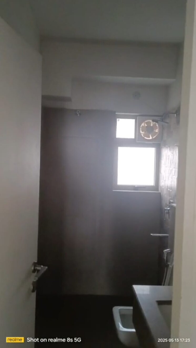 Attached Bathroom, merlin-iris 3 Bedroom 1036 Sq.Ft. Apartment In Mukundapur Kolkata 8748562