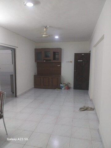 Room in 1 BHK Apartment at Gokul Accord, Kandivali East – for Sale