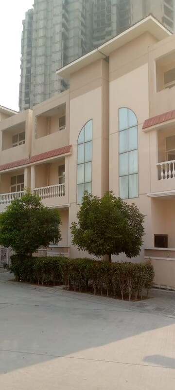 2 BHK Builder Floor For Rent in Jaypee Villa Expanza, Sector 20 Yamuna Expressway