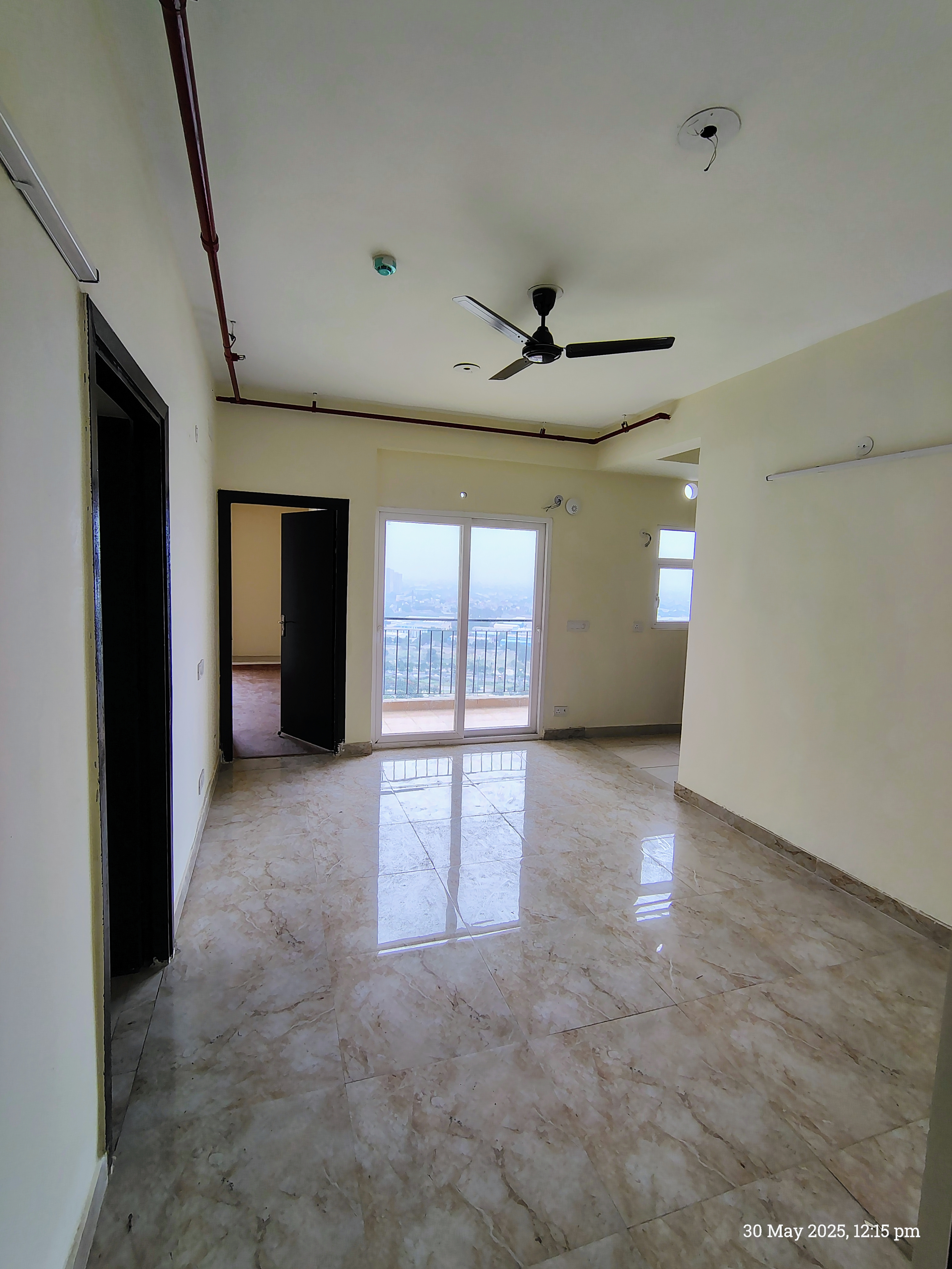 2 BHK Apartment For Sale in Amrapali Enchante