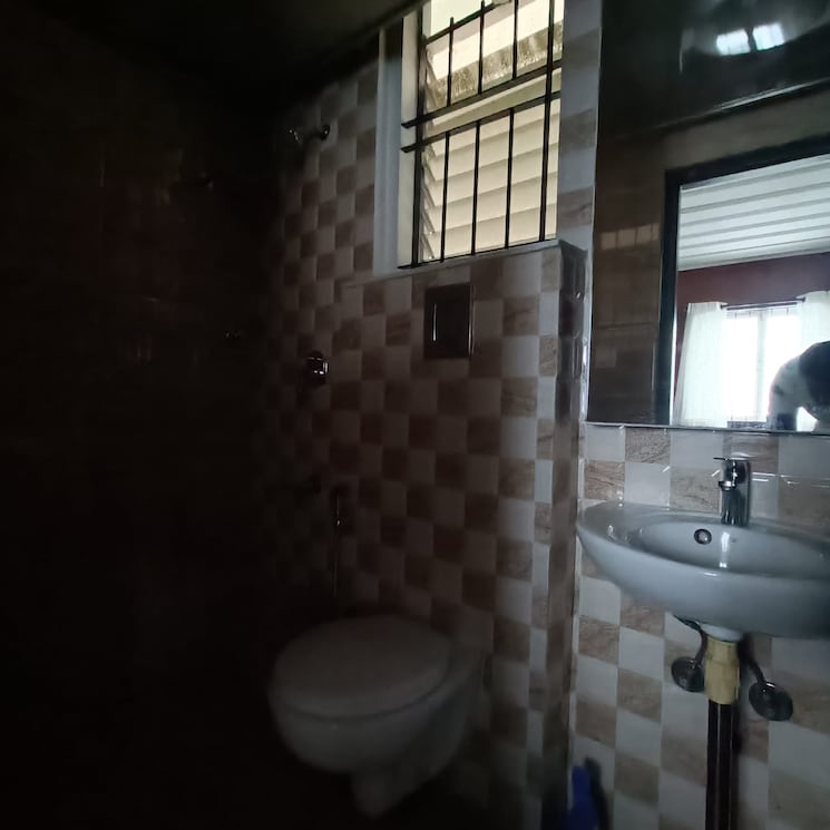 Bathroom, hsr layout 3 Bedroom 1800 Sq.Ft. Builder Floor In Hsr Layout Bangalore 8748717