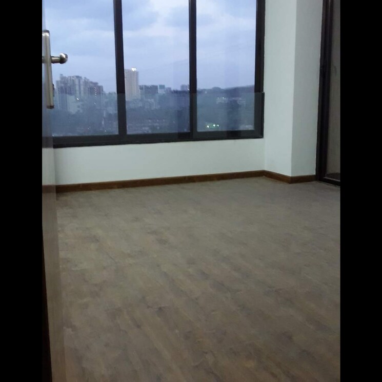 Room, kandivali west 3 Bedroom 1000 Sq.Ft. Apartment In Kandivali West Mumbai 8748732