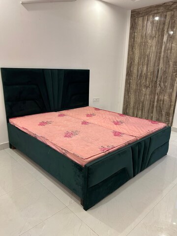 Bedroom in 2.5 BHK Apartment at Pushp Vihar – for Rent