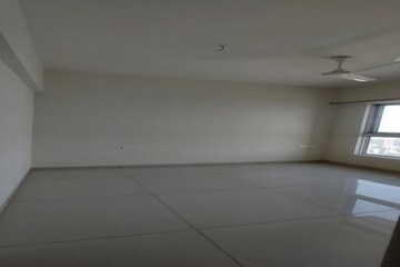 2.5 BHK Apartment For Sale in The Wadhwa The Address Vista, Ghatkopar West