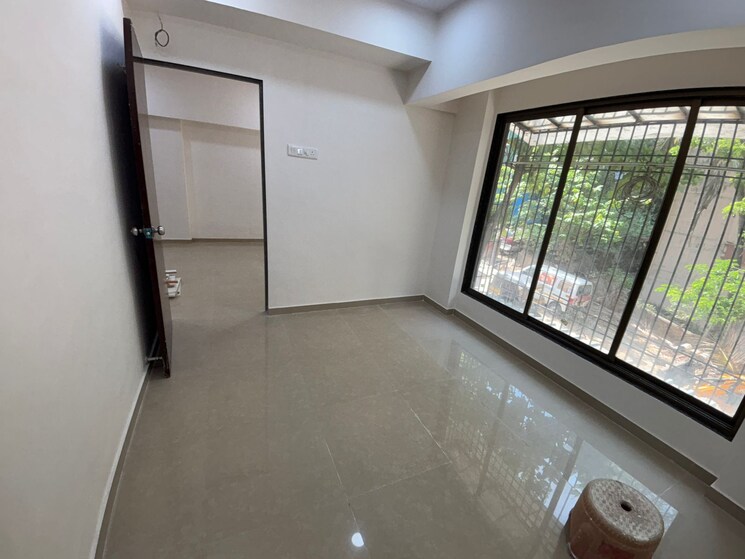 Room, malad east 2 Bedroom 600 Sq.Ft. Apartment In Malad East Mumbai 8748776
