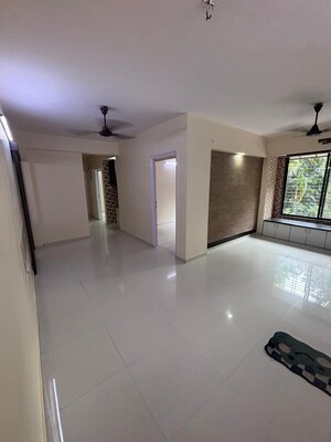 Room in 3 BHK Apartment at Parth Dimple Heights, Kandivali East – for Sale