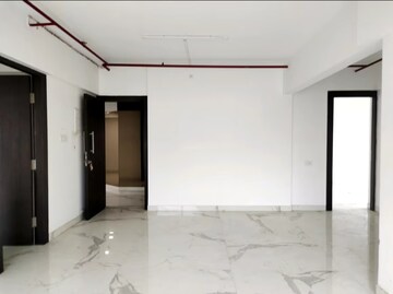 Room in 2 BHK Apartment at RNA NG Eclat, Andheri West – for Rent