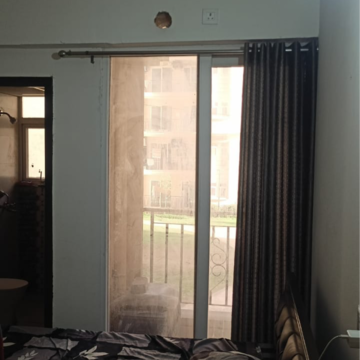 Room in 2 BHK Apartment at GLS Arawali City, Sohna Sector 4 – for Rent