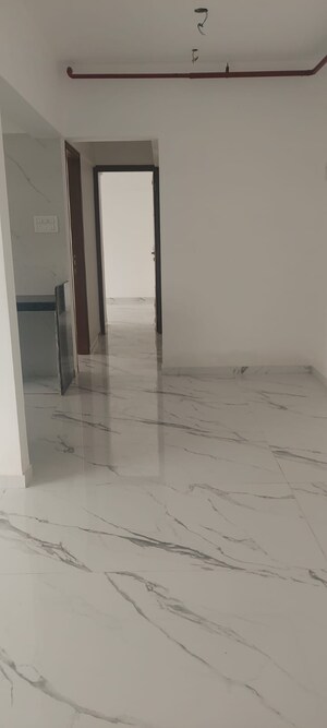 Room in 3 BHK Apartment at DPS Greens, Kandivali East – for Sale