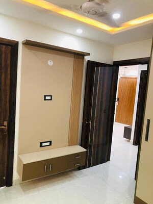 Room in 4 BHK Builder Floor at Raj Nagar – for Sale