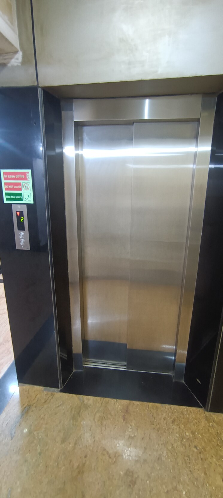 Team Area, dheeraj-heritage-residency Commercial Office Space 225 Sq.Ft. In Santacruz West Mumbai 8748918