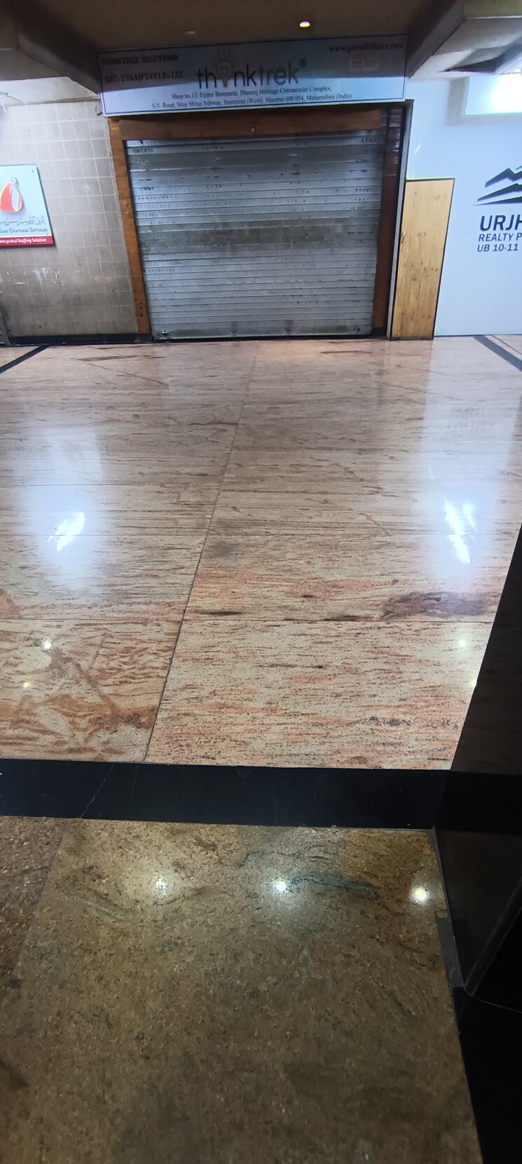 Team Area, dheeraj-heritage-residency Commercial Office Space 225 Sq.Ft. In Santacruz West Mumbai 8748918