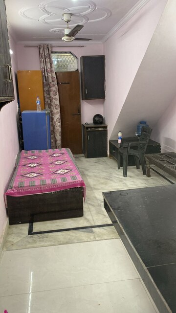 Bedroom in 1 RK Builder Floor at West Patel Nagar – for Rent