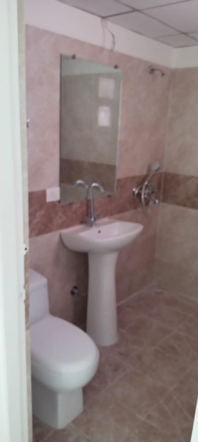 Bathroom, gaurs-siddhartham 2 Bedroom 945 Sq.Ft. Apartment In Siddharth Vihar Ghaziabad 8748935