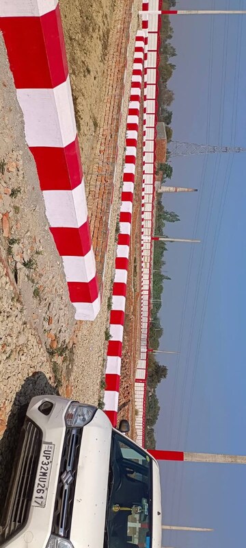  Plot – Exterior View View at Gosainganj - for Sale
