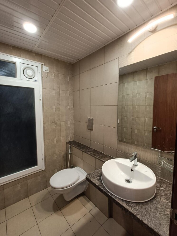 Bathroom, lnt-raintree-boulevard 4 Bedroom 1935 Sq.Ft. Apartment In Hebbal Bangalore 8748945