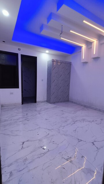 2 BHK Builder Floor For Sale in Sector 73