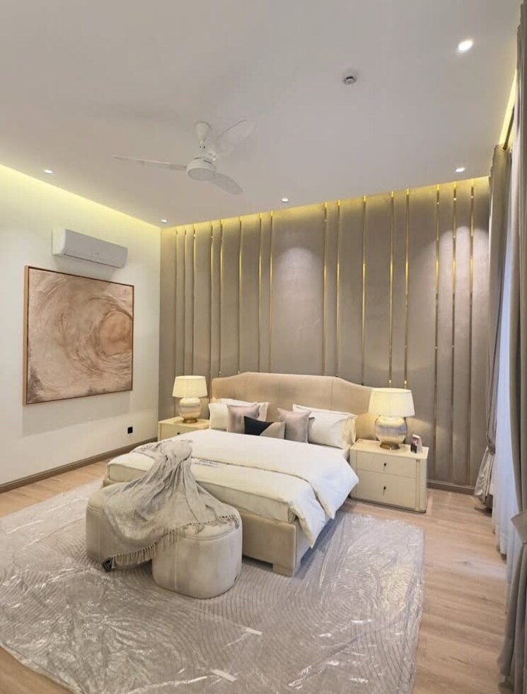 Bedroom, sector 30 3 Bedroom 2700 Sq.Ft. Builder Floor In Sector 30 Faridabad 8748976