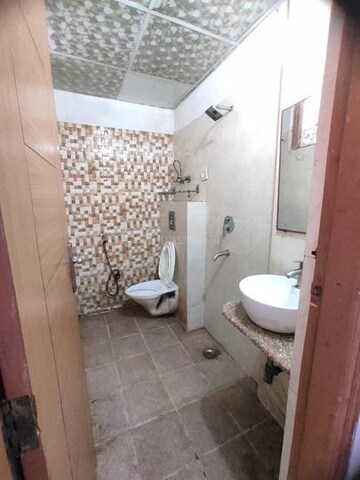Bathroom in 5 BHK Builder Floor at Sector 55 – for Rent