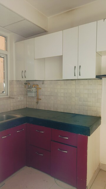Kitchen in 3 BHK Builder Floor at BPTP Elite Floors, Sector 83 – for Sale