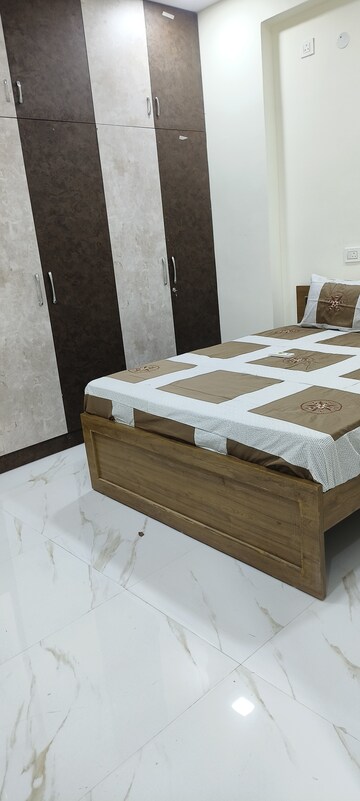 Bedroom in 2 BHK Apartment at Mahboob Tower, Malakpet – for Rent