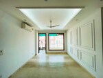 3 BHK + Servant Room 263 Sq.Yd. Builder Floor in Sector 57