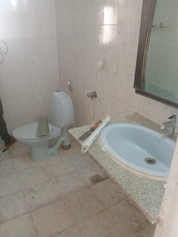 Bathroom in 3 BHK Apartment at Citilights Knightsbridge, Brookefield – for Rent