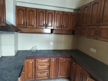 Kitchen in 3 BHK Builder Floor at BPTP District 3, Sector 85 – for Rent