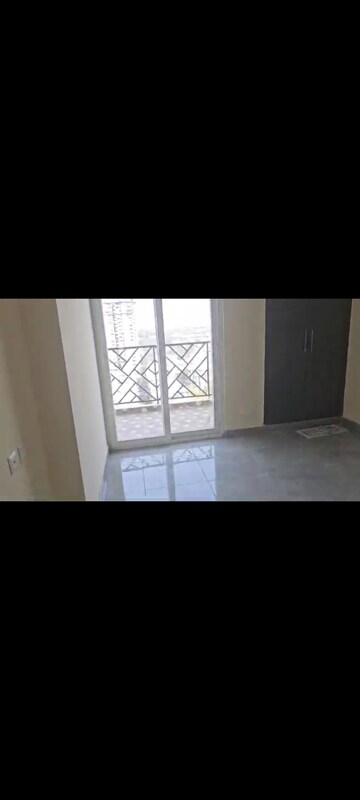 3 BHK Apartment For Rent in Saya Gold Avenue, Vaibhav Khand