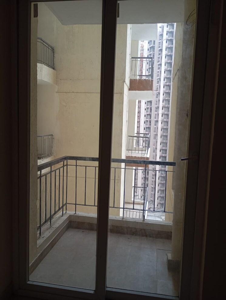 Room, amrapali-dream-valley 2.5 Bedroom 920 Sq.Ft. Apartment In Tech Zone 4 Greater Noida Greater Noida 8749177