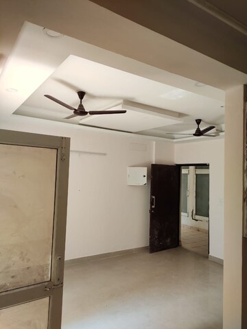 Room in 3 BHK Apartment at Supertech Ecovillage I, Sector 1 Greater Noida – for Rent