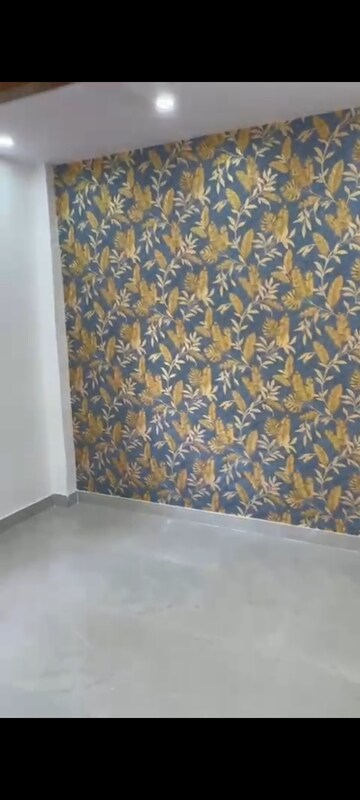 Bedroom in 2 BHK Builder Floor at Amrapali Vaishali, Vaishali Sector 3 – for Sale