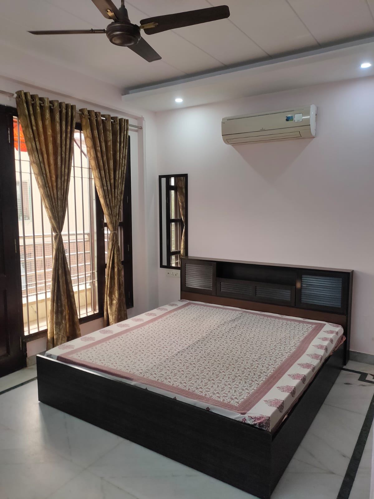 3 BHK + Study Room Apartment For Rent in Karam Pura