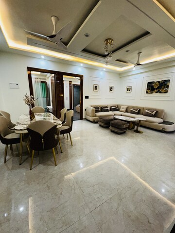 1 BHK Apartment For Rent in Vile Parle West