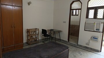 Gym in 2 BHK Builder Floor at Patel Nagar – for Rent