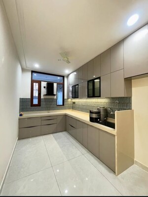 Kitchen in 3.5 BHK Builder Floor at Sector 35 – for Sale