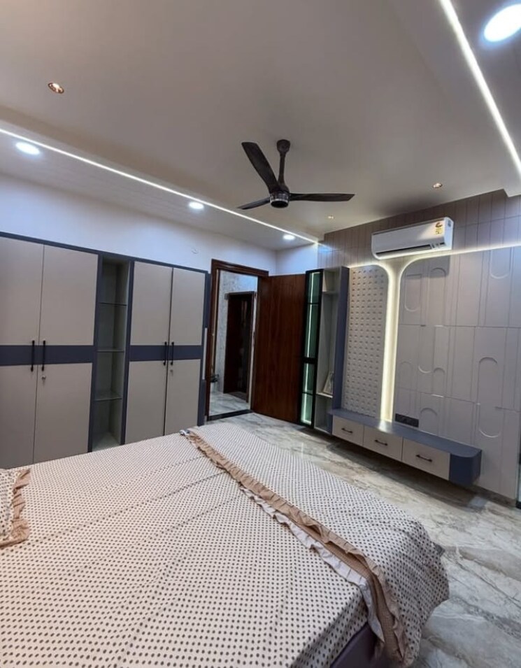 Bedroom, sector 30 3 Bedroom 2700 Sq.Ft. Builder Floor In Sector 30 Faridabad 8749328