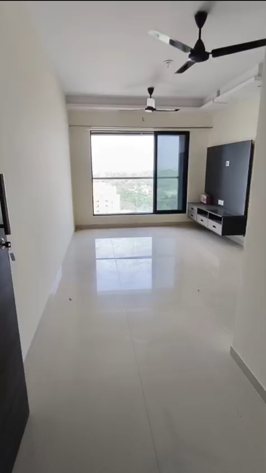 2 BHK Apartment For Sale in Dosti Desire