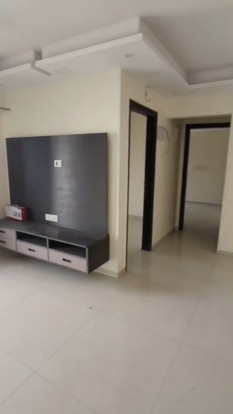 Room, dosti-desire 2 Bedroom 650 Sq.Ft. Apartment In Brahmand Thane 8749905
