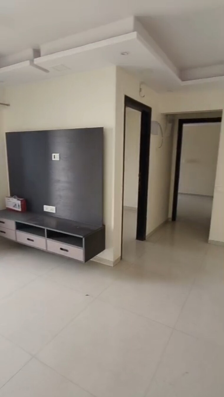 Room, dosti-desire 2 Bedroom 650 Sq.Ft. Apartment In Brahmand Thane 8749905