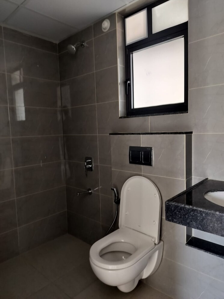 Bathroom, shapoorji-pallonji-sensorium 2 Bedroom 654 Sq.Ft. Apartment In Hinjewadi Pune 8749377