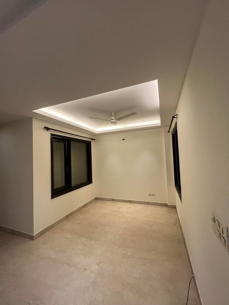 Cover Image, geetanjali enclave 4 Bedroom 345 Sq.Yd. Builder Floor In Geetanjali Enclave Delhi 8749369