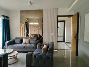 Living Room in 1 RK Independent House at Sector 30 – for Rent