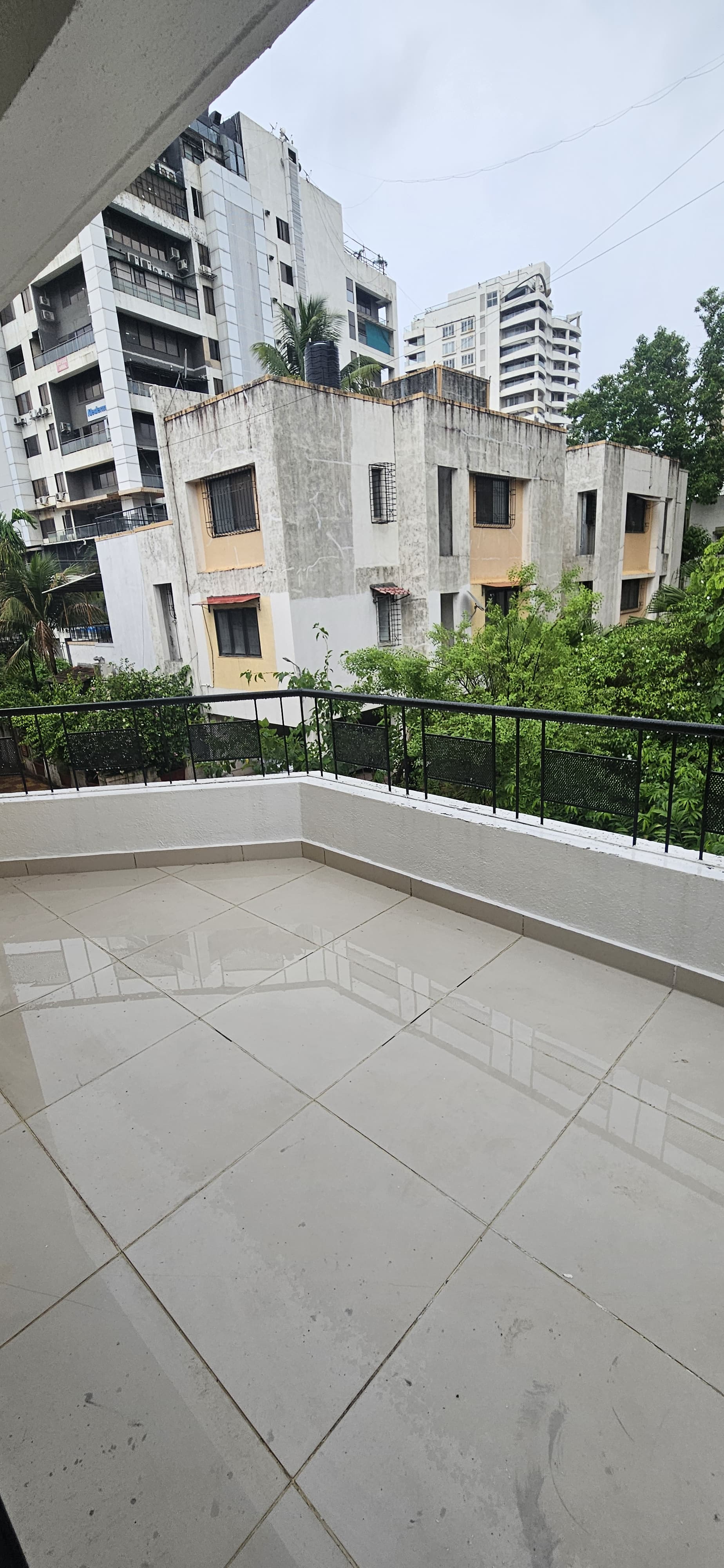 3 BHK 1300 Sq.Ft. Apartment in Kapil Malhar Apartment