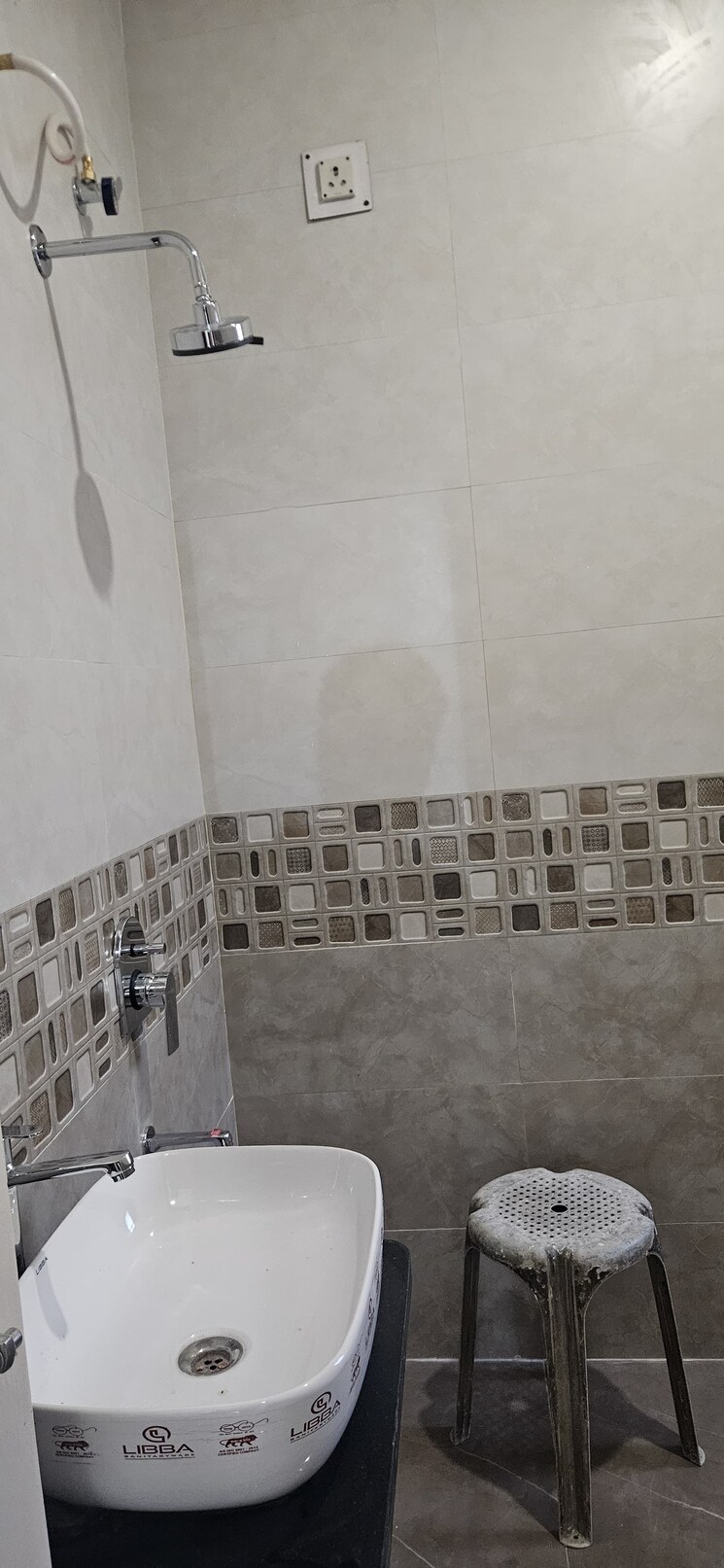 Bathroom, kapil-malhar-apartment 3 Bedroom 1300 Sq.Ft. Apartment In Baner Pune 8749428