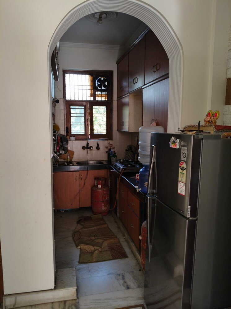 Kitchen, sector 30 1 Bedroom 1300 Sq.Ft. Independent House In Sector 30 Noida 8749436