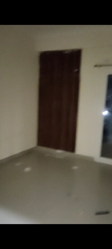 Living Room in 2.5 BHK Apartment at Antriksh Golf Link, Sector 1 Greater Noida – for Rent
